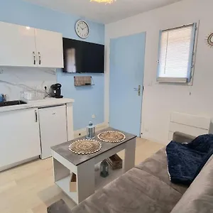  Appartement Chez K&d Avec Piscine St Raphael